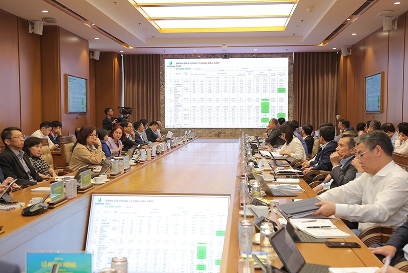 Petrovietnam nỗ lực cho mục tiêu tăng trưởng hai con số<br>越南国家油气集团努力实现两位数增长目标 1 a1 5 20250314153206