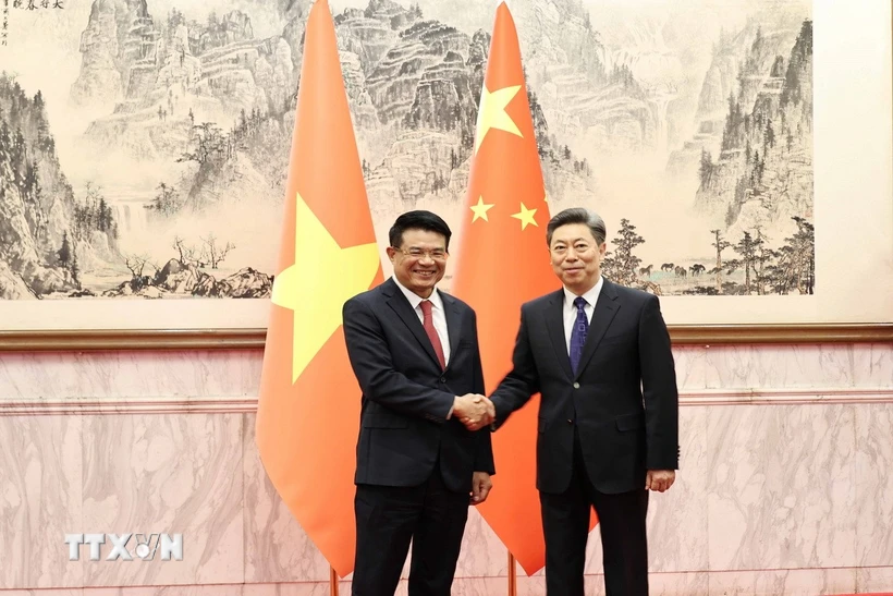 Tăng cường hợp tác tư pháp giữa hai nước Việt Nam và Trung Quốc<br>越南与中国加强司法合作 1 hop tac tu phap viet nam trung quoc 1