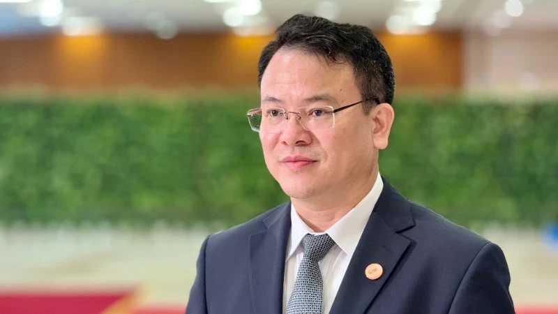 thu truong tran quoc ph6 3246 5224 165jpg 4057 1209