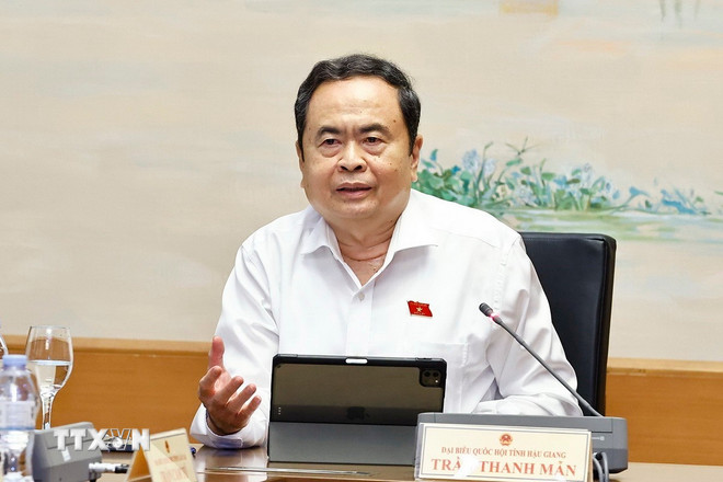 hop quoc hoi 9