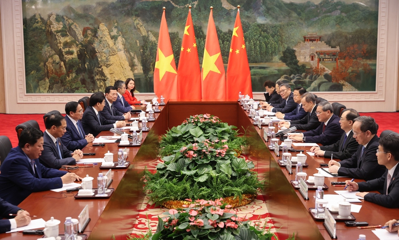 Thủ tướng Phạm Minh Chính hội đàm với Thủ tướng Trung Quốc Lý Cường<br>越南政府总理范明政与中国国务院总理李强举行会谈 2 img6391 17507684963101219848784