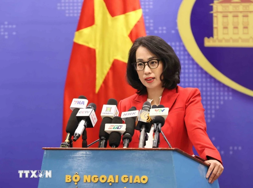 nguoi phat ngon bo ngoai giao thu hang