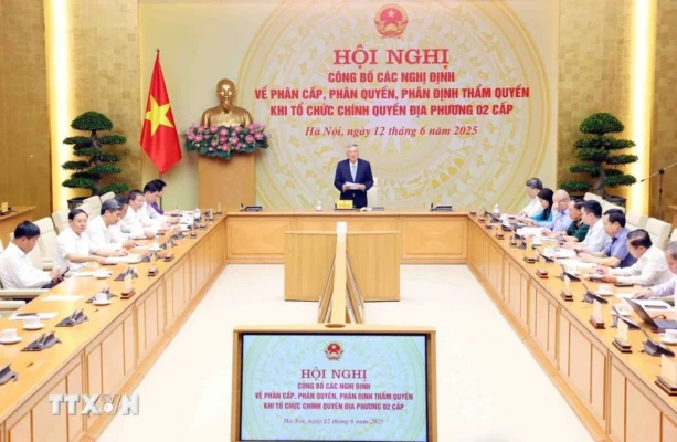 phan cap phan quyen khi to chuc chinh quyen dia phuong 2 cap 8088212