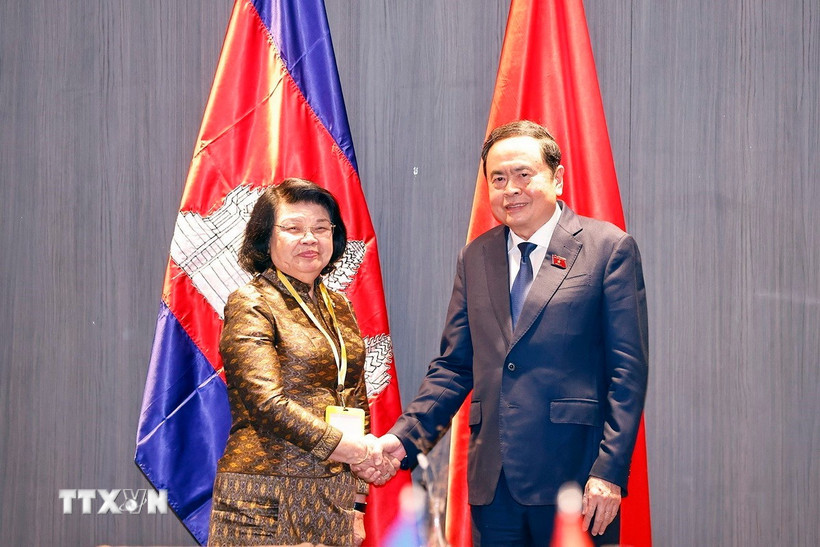 2907 chu tich quoc hoi viet nam campuchia 2
