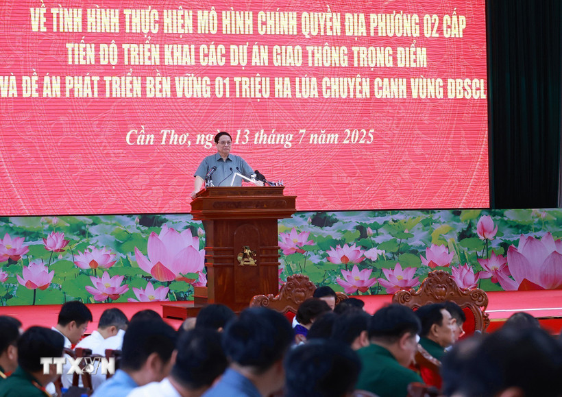 thu tuong chu tri hoi nghi ve thuc hien chinh quyen hai cap vung dbscl 3