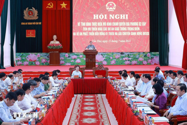 thu tuong chu tri hoi nghi ve thuc hien chinh quyen hai cap vung dbscl 5