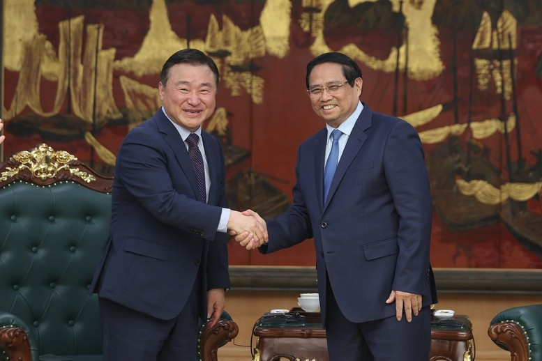 thu tuong pham minh chinh roh tae moon