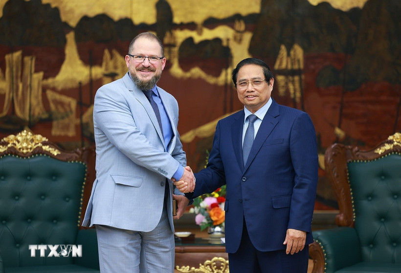 thu tuong tap doan qualcomm