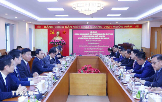 viet nam lao