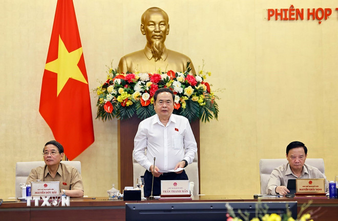 chu tich quoc hoi phat bieu khai mac phien hop thu 49 cua uy ban thuong vu quoc hoi 2