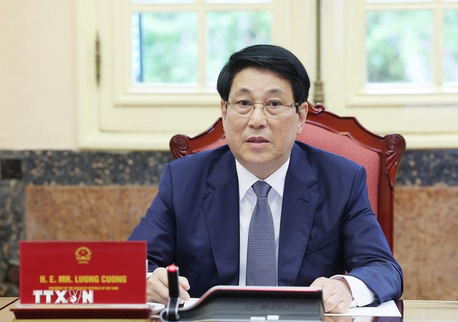 ctn luong cung