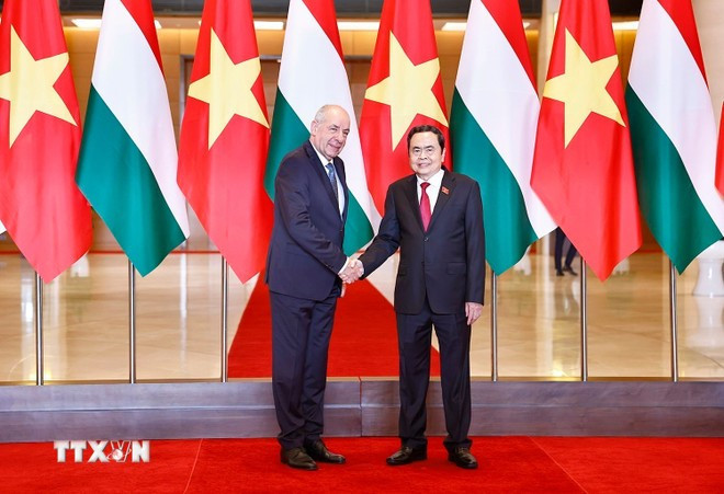 chu tich quoc hoi tran thanh man hoi kien tong thong hungary2