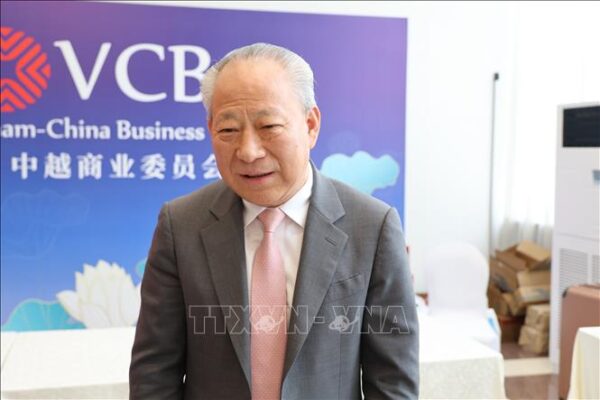 chuyen gia 081025