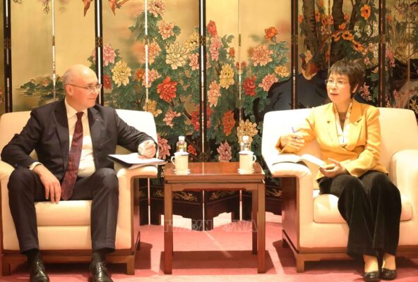 154956 tong giam doc ttxvn vu viet trang va tong giam doc hang thong tan tass andrey kondrashov trai trao doi ve dinh huong hop tac giua 2 hang anh cong tuyen pv ttxvn tai trung quoc