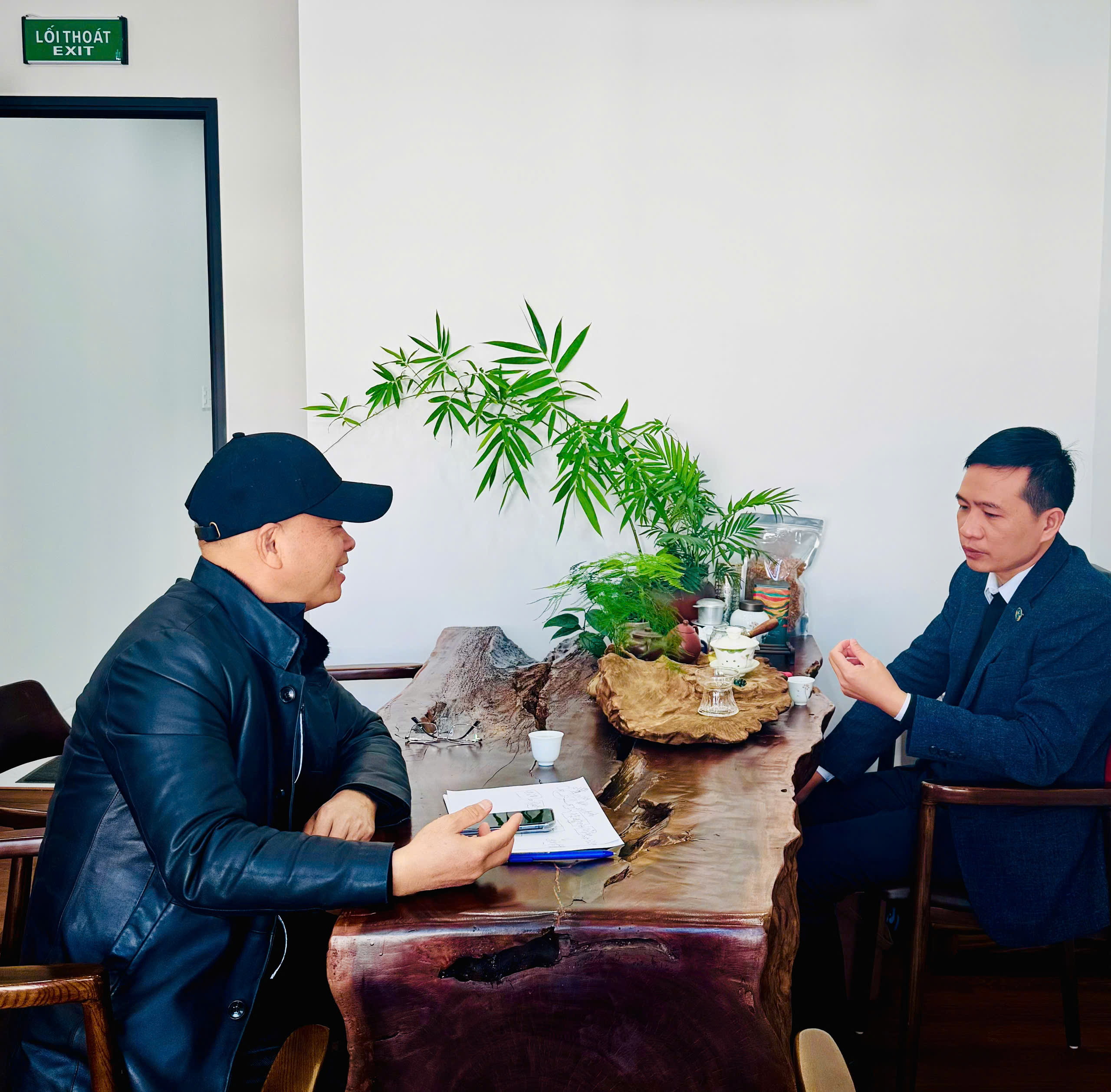 z7406296411249 a43a185e0b021220bf810b66a6d133b7