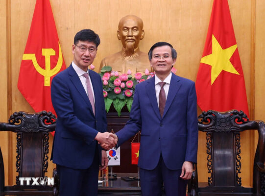 giam doc hoc vien chinh tri quoc gia ho chi minh tiep tgd to hop samsung viet nam 1