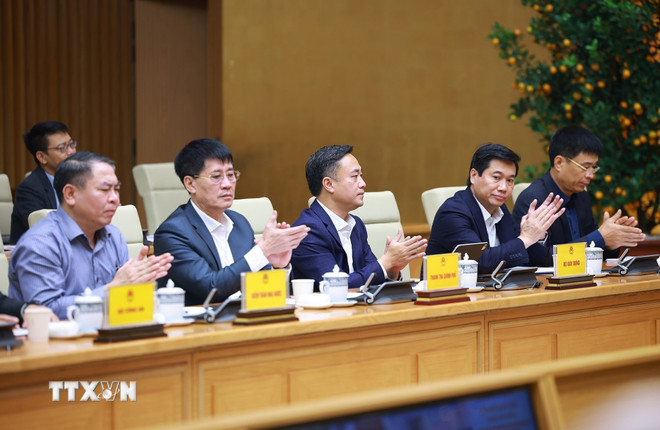 thu tuong chu tri phien hop thu 24 cua bcd cac du an quan trong quoc gia 8