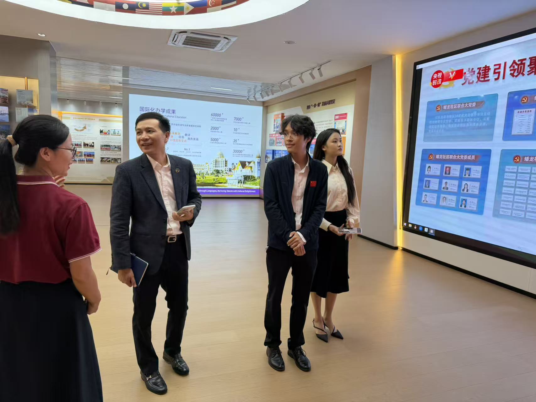 Từ giáo dục đến AI: Moyun Thâm Quyến và Viễn Dương ký kết hợp tác chiến lược, mở ra không gian hợp tác mới<br>从教育迈向人工智能:摸云(深圳)与远洋正式签署战略合作协议,开拓合作新纪元 26 图片 20260521111536