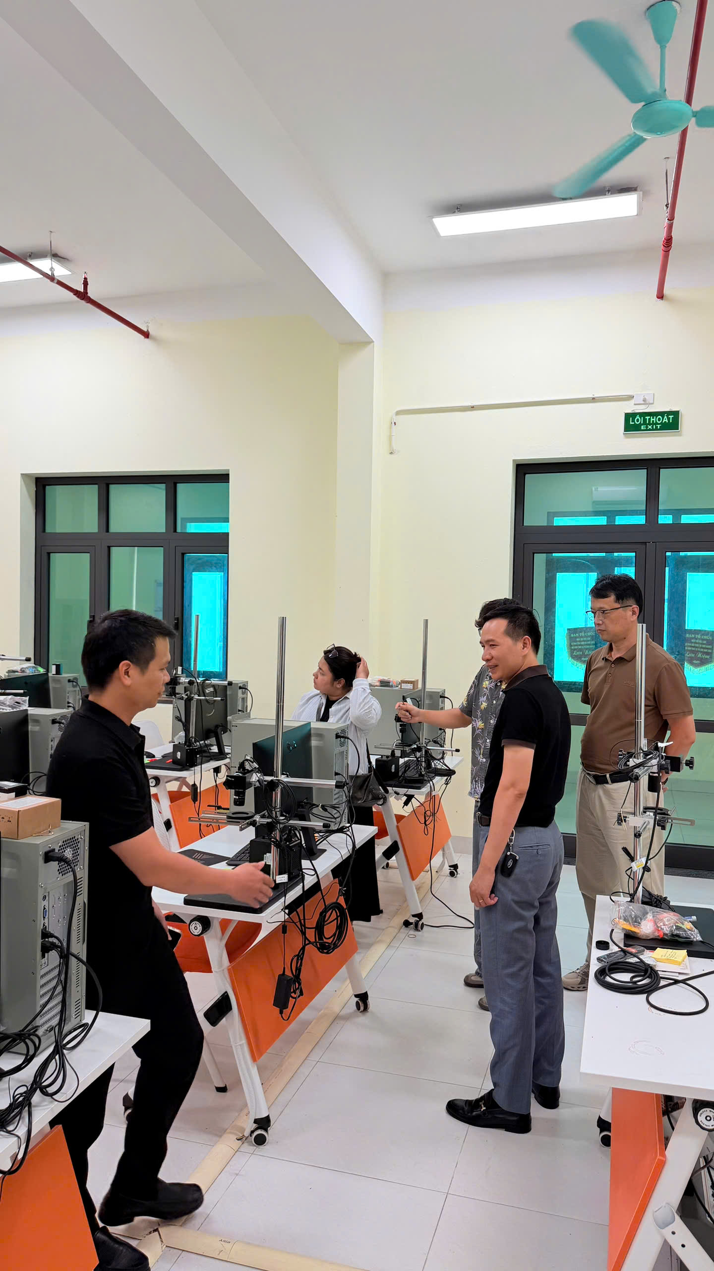 VIỄN DƯƠNG VÀ HAIZHICHEN VIỆT NAM KÝ KẾT HỢP TÁC TUYỂN SINH DU HỌC<br>远洋贸易促进有限公司与海之晨人工智能(越南)有限公司签署留学招生合作协议 2 1784195509076 7613282153615864380 g8739167472035185372 44cd2c4e06e63799c6f7f5bb807cdc6f